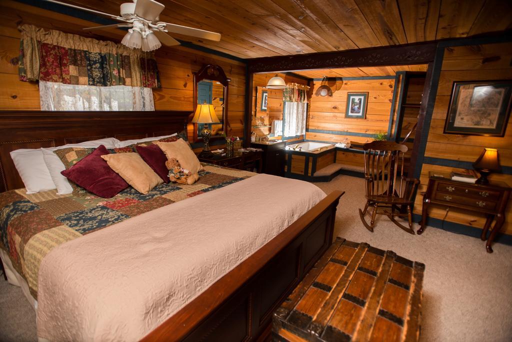 Antietam Overlook Farm Rohrersville Room photo